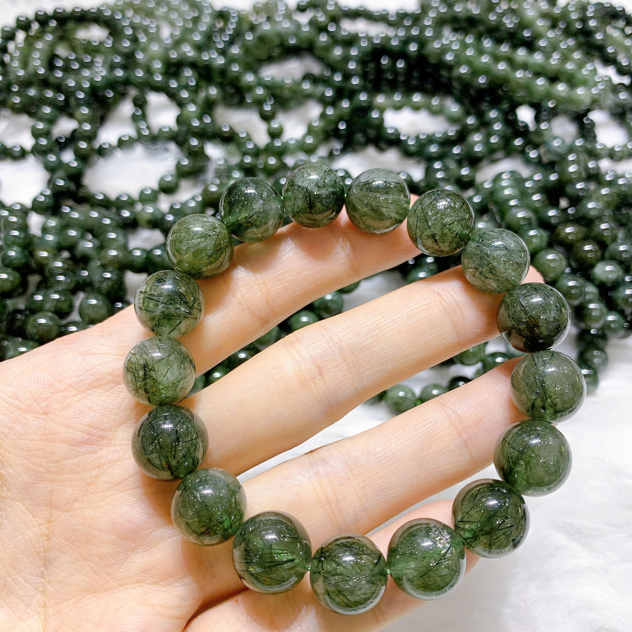 Vòng chuỗi tay thạch anh tóc xanh